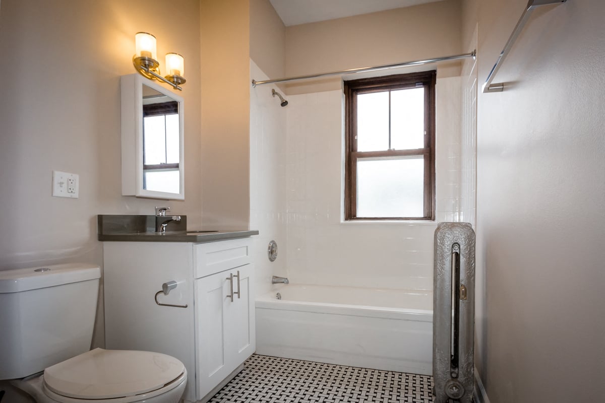 bathroom renovated rent hyde park chicago apartment home remodel